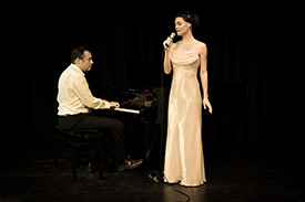 Sängerin Viola Schnittger mit Duett-Partner Sergey Rotach